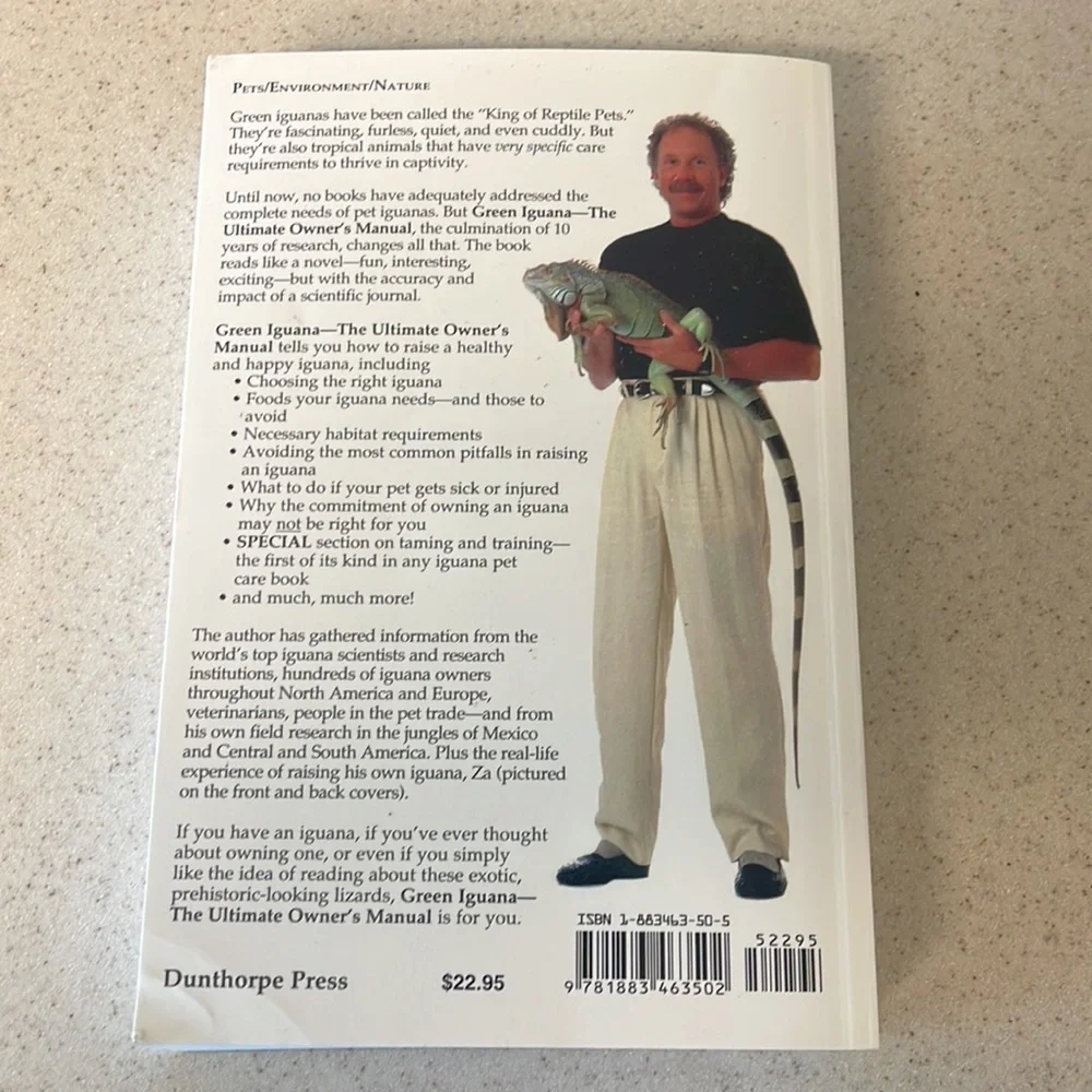 NWT The Green Iquana care book